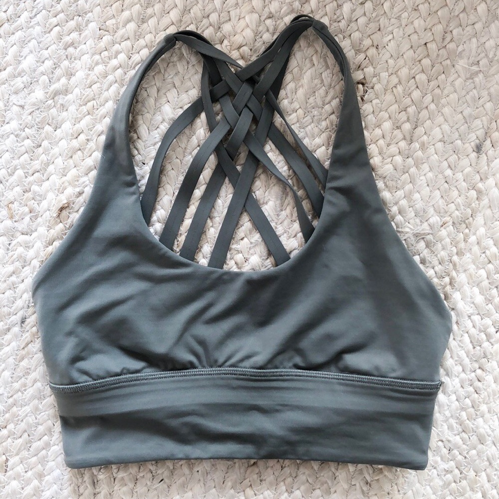 Lululemon Free to Be Moved Bra